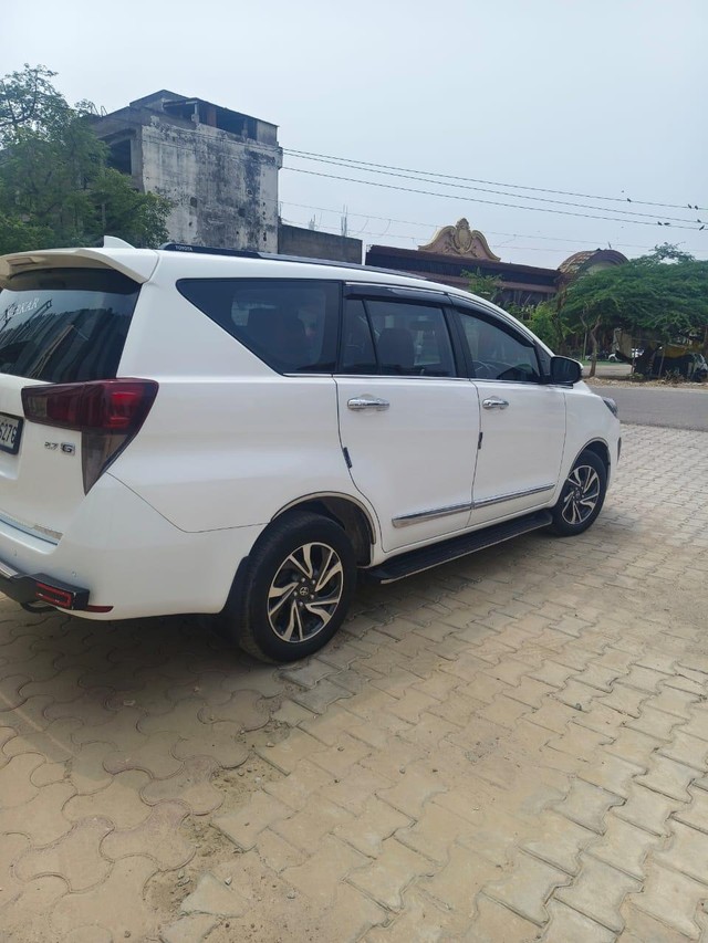 Second-hand 2022 Toyota Innova Crysta 2.7 GX 7 STR for sale in New Delhi-5