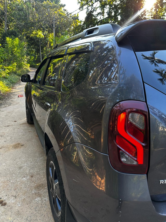 Second-hand 2019 Renault Duster RXS 110PS BSIV for sale in Hassan-20