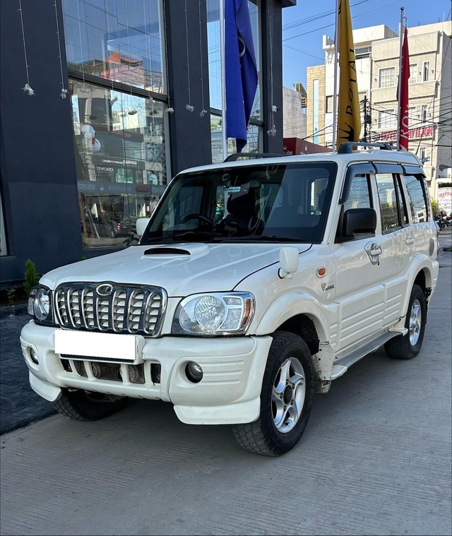 Second-hand 2008 Mahindra Scorpio M2DI for sale in Indore-4