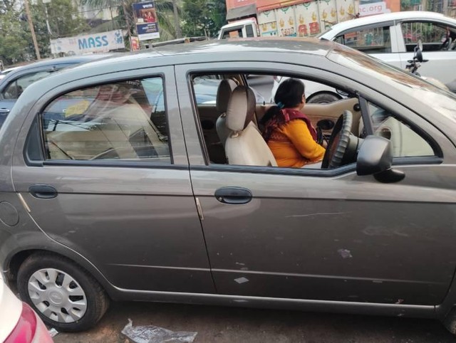 Second-hand 2010 Chevrolet Spark 1.0 LS for sale in Madhyamgram-3