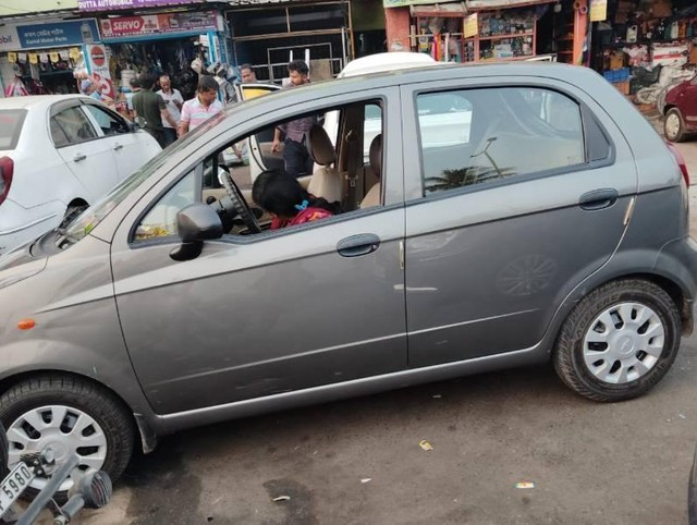 Second-hand 2010 Chevrolet Spark 1.0 LS for sale in Madhyamgram-2