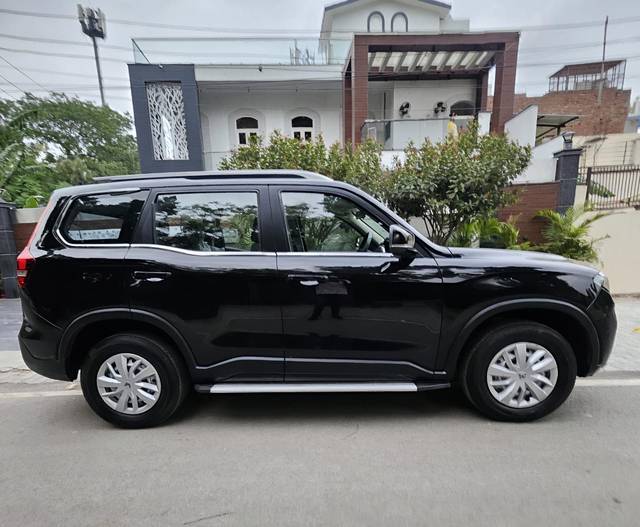https://images10.gaadi.com/usedcar_image/49C87A19-BB1E-44E8-A5B6-45ACBBFCBB05/original/82367f79-2fa6-4066-a62f-9307a6d84fbd.jpg?imwidth=6401