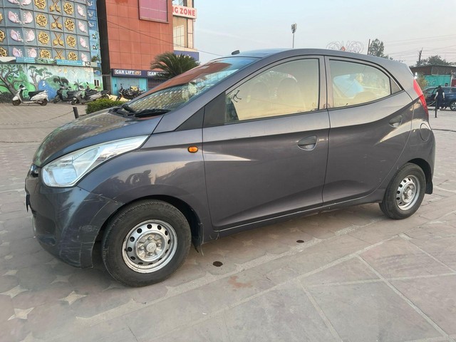 Second-hand 2015 Hyundai EON Era Plus for sale in Bhopal-4