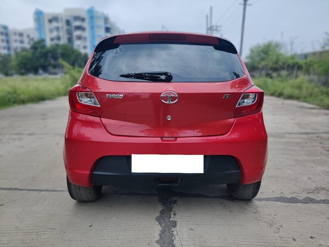 Second-hand 2016 Tata Tiago 1.2 Revotron XZ for sale in Bhopal-2