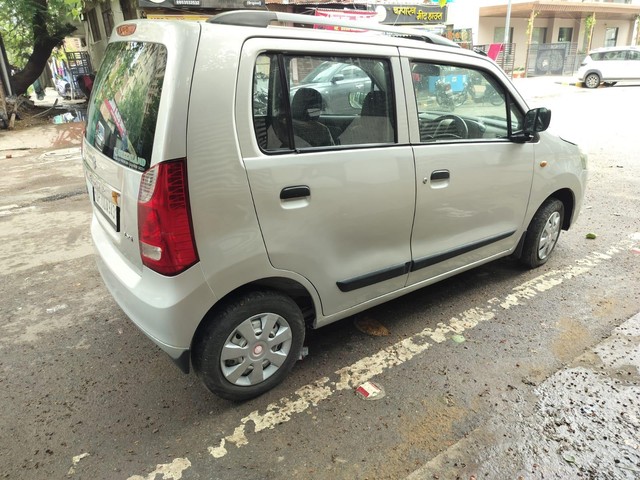 Second-hand 2015 Maruti Wagon R LXI BS IV for sale in Allahabad-2