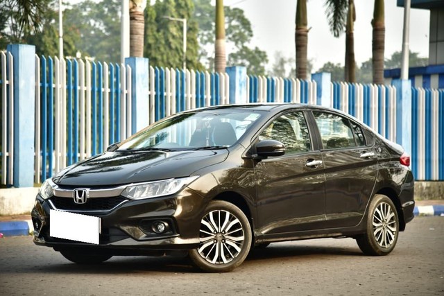 Second-hand 2018 Honda City i-VTEC VX for sale in Kolkata-15