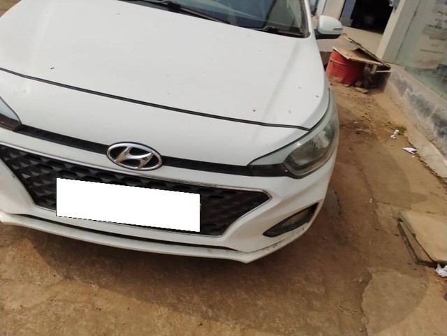 Second-hand 2019 Hyundai i20 Sportz Plus Diesel for sale in Neemuch-4