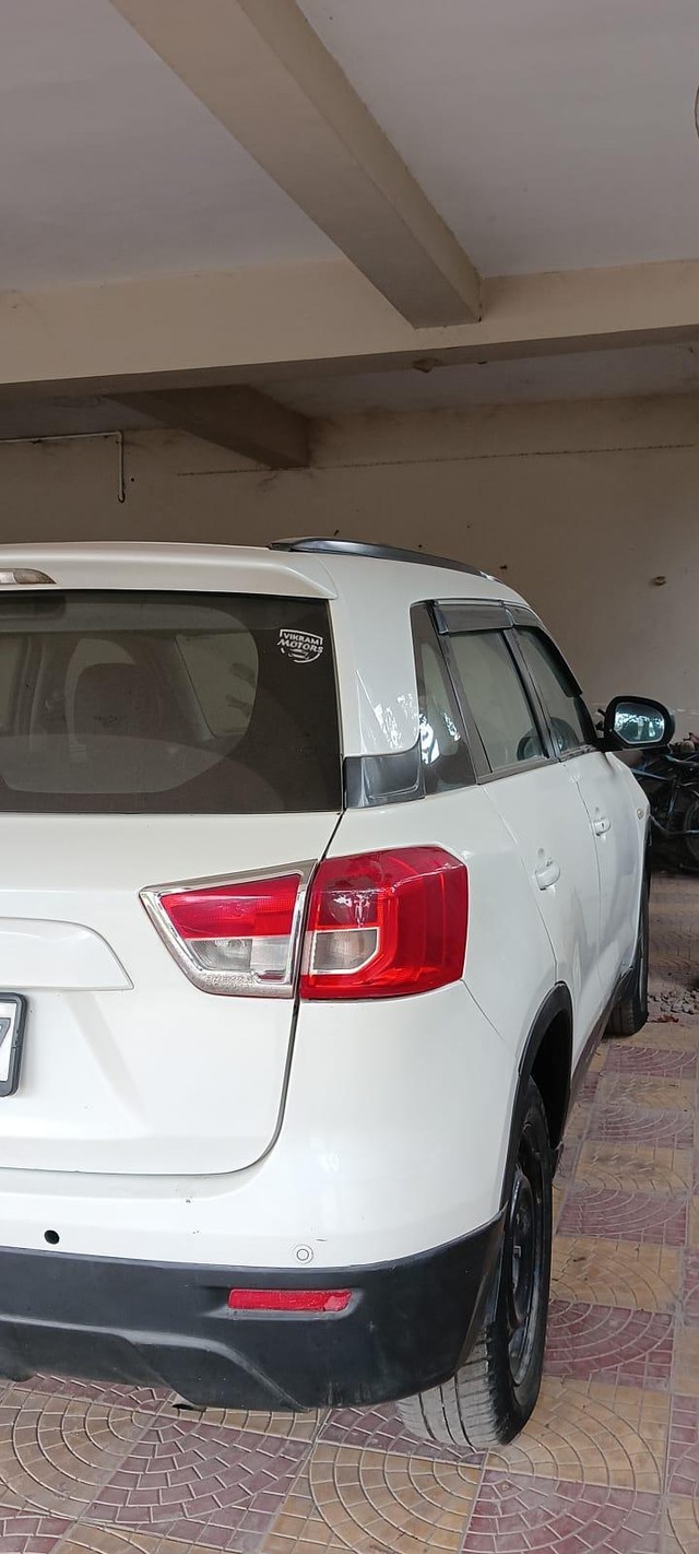 Maruti Vitara Brezza VDi Option Second-hand 2017 Maruti Vitara Brezza VDi Option for sale in Kanpur-7