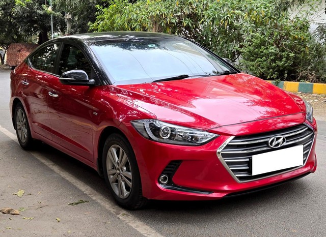 Second-hand 2017 Hyundai Elantra 1.6 SX Option for sale in Bangalore-0