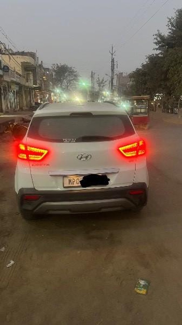 Second-hand 2019 Hyundai Creta 1.6 CRDi SX for sale in Dabra-6