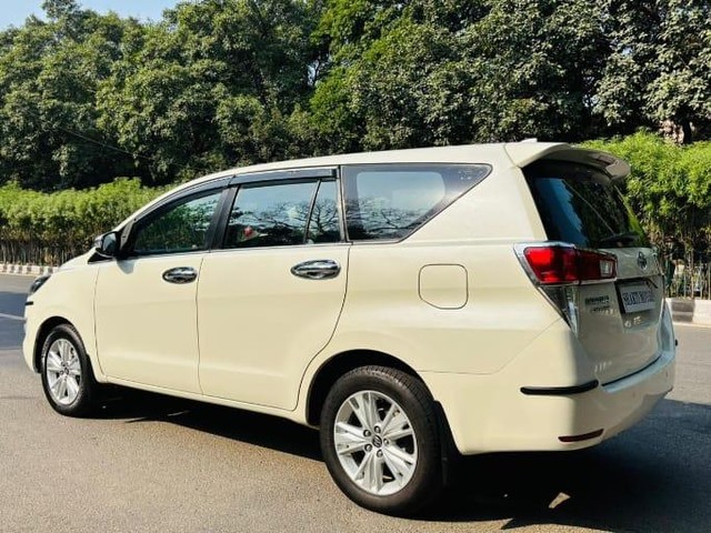 Second-hand 2018 Toyota Innova Crysta 2.8 ZX AT BSIV for sale in New Delhi-21