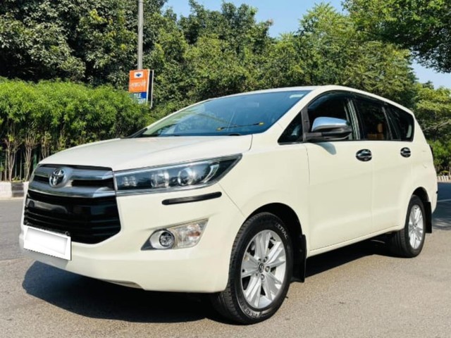 Second-hand 2018 Toyota Innova Crysta 2.8 ZX AT BSIV for sale in New Delhi-3