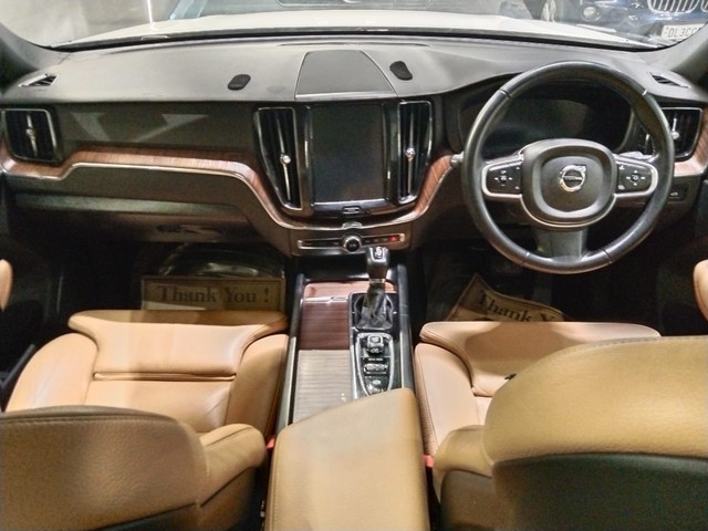 Second-hand 2019 Volvo XC60 D4 Momentum for sale in New Delhi-13