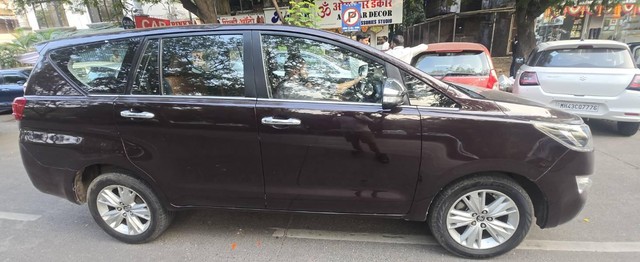 Second-hand 2016 Toyota Innova Crysta 2.4 G MT 8S BSIV for sale in Mumbai-4