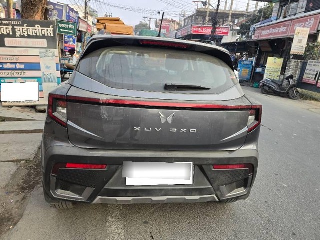 Second-hand 2025 Mahindra XUV 3XO AX5 AT for sale in Dehradun-2