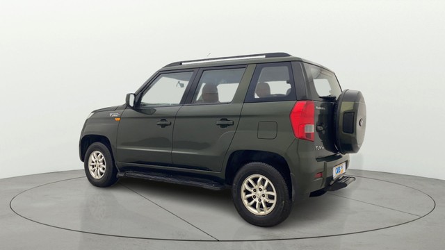 Second-hand 2017 Mahindra TUV 300 T8 for sale in Gulbarga-4