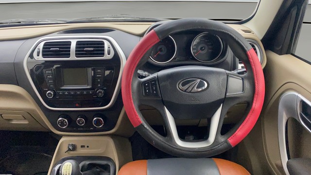 Second-hand 2017 Mahindra TUV 300 T8 for sale in Gulbarga-12