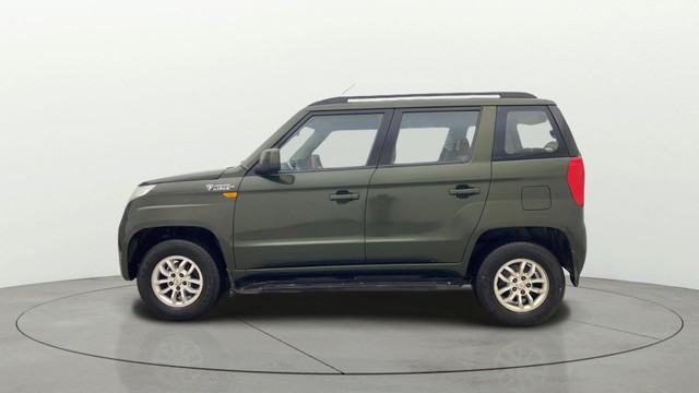 Second-hand 2017 Mahindra TUV 300 T8 for sale in Gulbarga-5