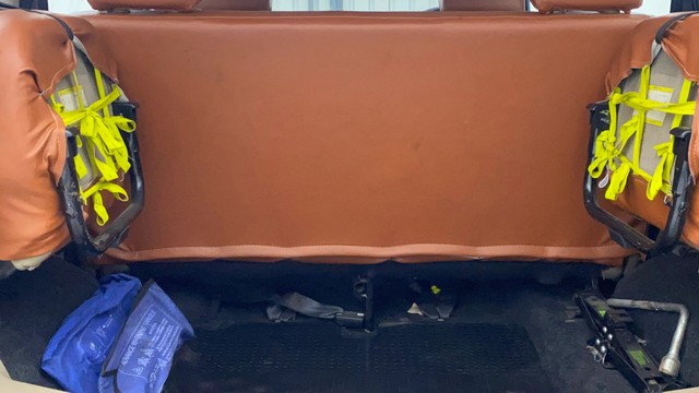 Second-hand 2017 Mahindra TUV 300 T8 for sale in Gulbarga-19