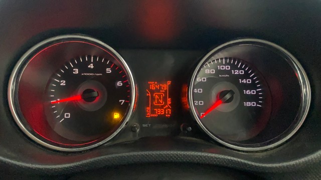 Second-hand 2017 Mahindra TUV 300 T8 for sale in Gulbarga-11