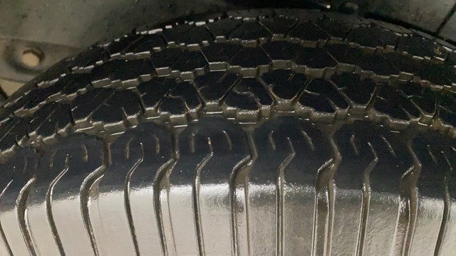 Second-hand 2017 Mahindra TUV 300 T8 for sale in Gulbarga-31