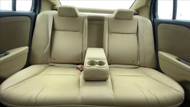 Second-hand 2016 Honda City V MT for sale in Chennai-28