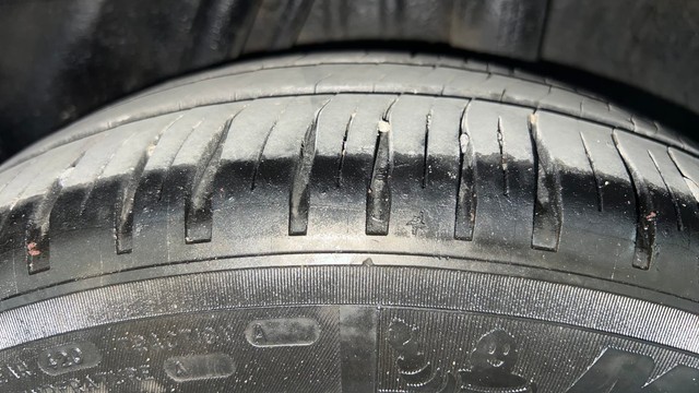 Second-hand 2016 Honda City V MT for sale in Chennai-27