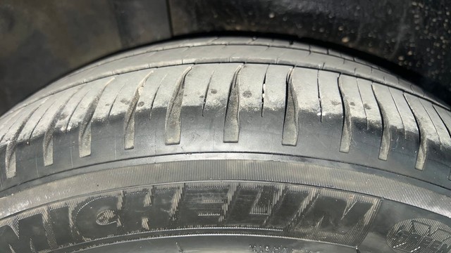 Second-hand 2016 Honda City V MT for sale in Chennai-24