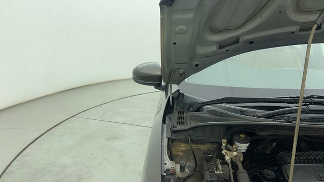 Second-hand 2016 Honda City V MT for sale in Chennai-37