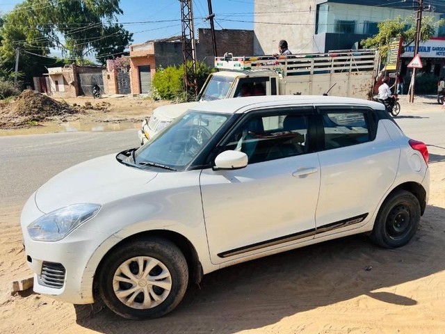 Second-hand 2023 Maruti Swift VXI for sale in Jalore-7