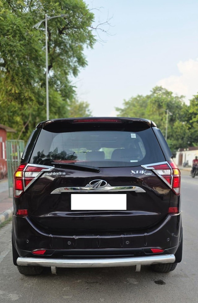 Second-hand 2018 Mahindra XUV500 W11 FWD Diesel for sale in Allahabad-1