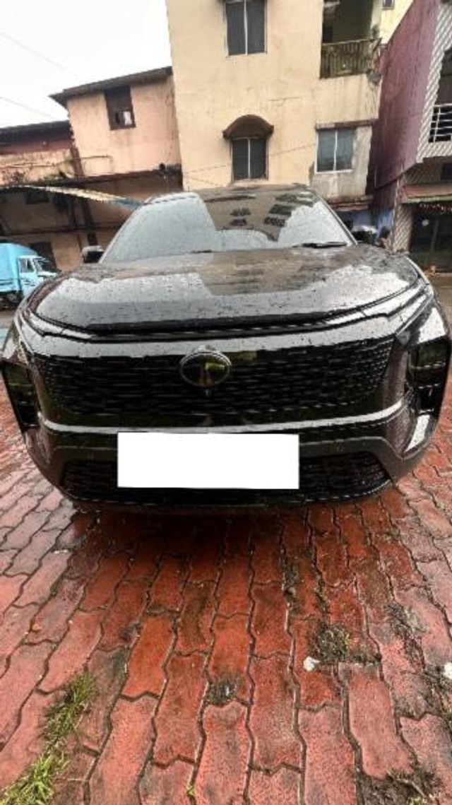 Tata Safari Accomplished Dark Second-hand 2025 Tata Safari Accomplished Dark for sale in Jamshedpur-0