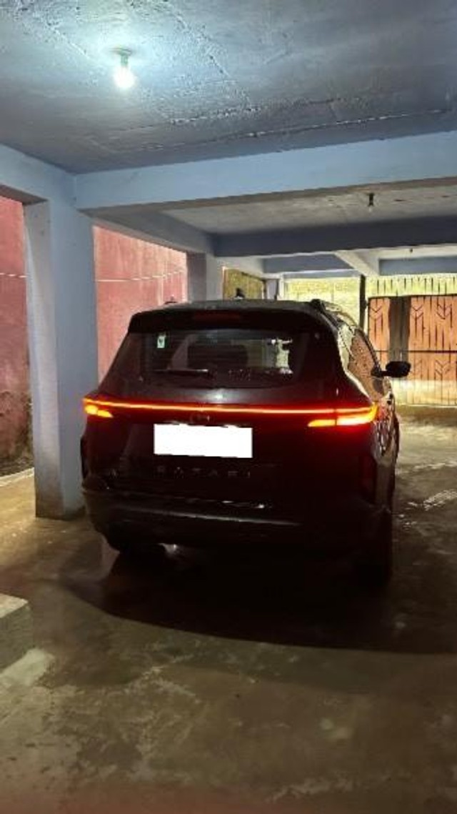 Tata Safari Accomplished Dark Second-hand 2025 Tata Safari Accomplished Dark for sale in Jamshedpur-5