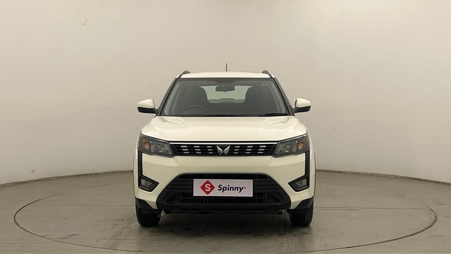 Second-hand 2023 Mahindra XUV300 W6 Diesel for sale in Chandigarh-7