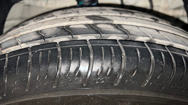 Second-hand 2023 Mahindra XUV300 W6 Diesel for sale in Chandigarh-38