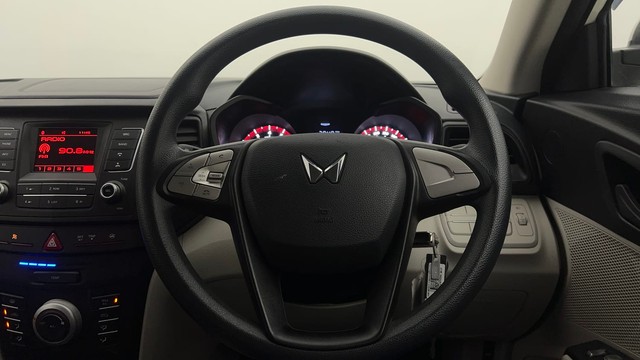 Second-hand 2023 Mahindra XUV300 W6 Diesel for sale in Chandigarh-32