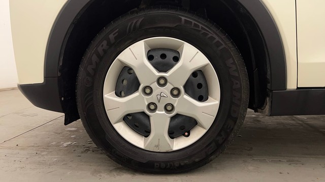 Second-hand 2023 Mahindra XUV300 W6 Diesel for sale in Chandigarh-20