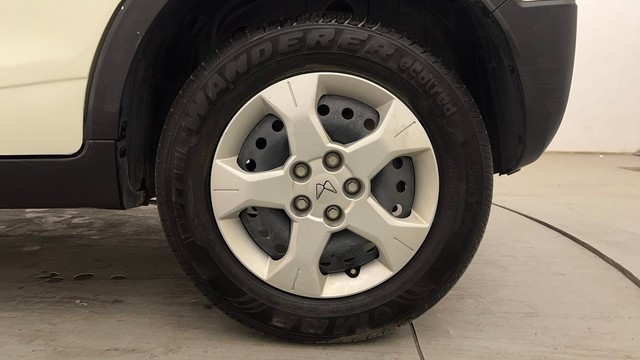 Second-hand 2023 Mahindra XUV300 W6 Diesel for sale in Chandigarh-19