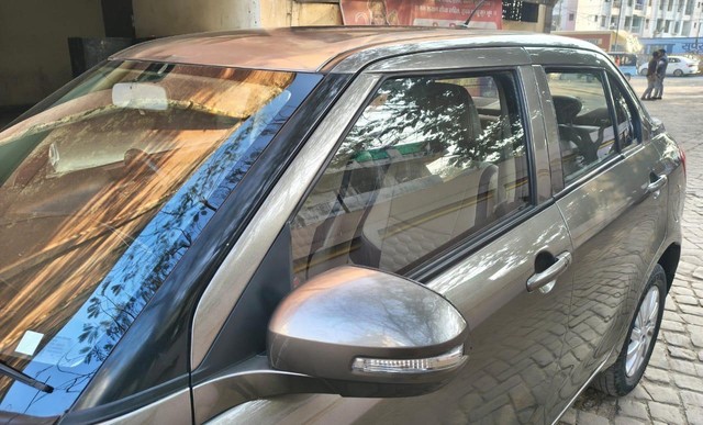 Second-hand 2016 Maruti Swift Dzire ZXI for sale in Kanpur-5