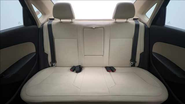 Second-hand 2021 Volkswagen Vento 1.0 TSI Highline Plus AT for sale in Chandigarh-32