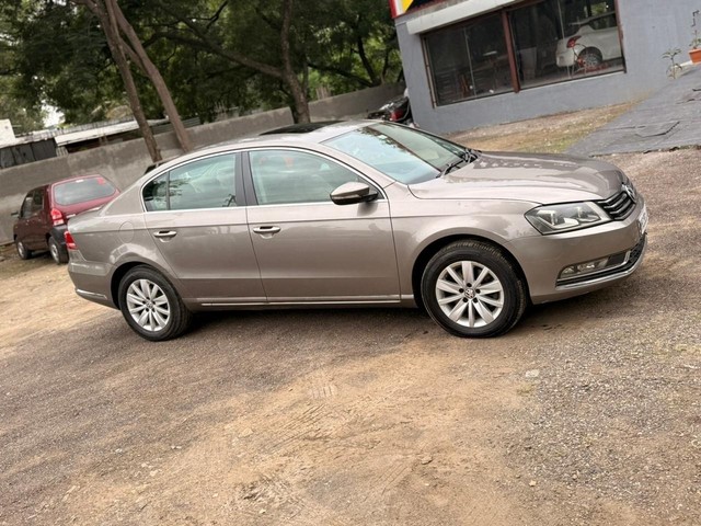 Second-hand 2011 Volkswagen Passat Diesel Comfortline AT for sale in Aurangabad-8