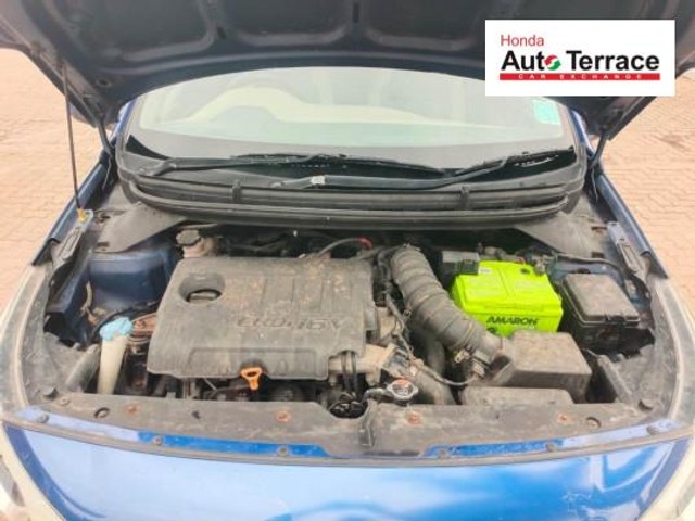 Second-hand 2017 Hyundai i20 Magna 1.4 CRDi for sale in Pondicherry-7