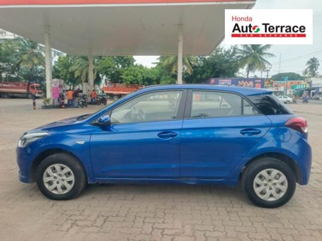 Second-hand 2017 Hyundai i20 Magna 1.4 CRDi for sale in Pondicherry-5