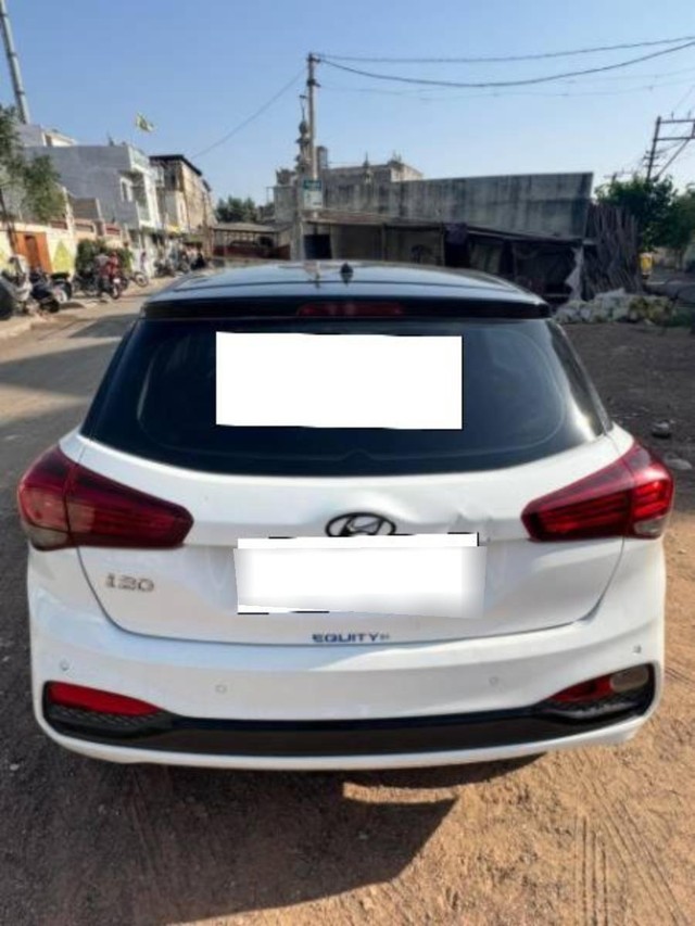 Second-hand 2020 Hyundai i20 Magna BSVI for sale in Rajkot-7