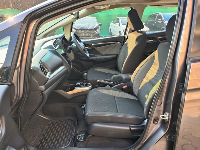 Second-hand 2018 Honda WR-V i-VTEC VX for sale in Mumbai-15