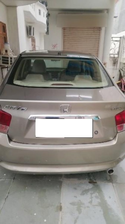 Second-hand 2010 Honda City 1.5 V MT for sale in Lucknow