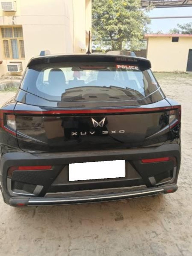 Second-hand 2025 Mahindra XUV 3XO MX2 diesel for sale in Hathras-5
