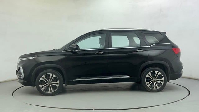 Second-hand 2021 MG Hector Plus Sharp CVT for sale in Ahmedabad-6