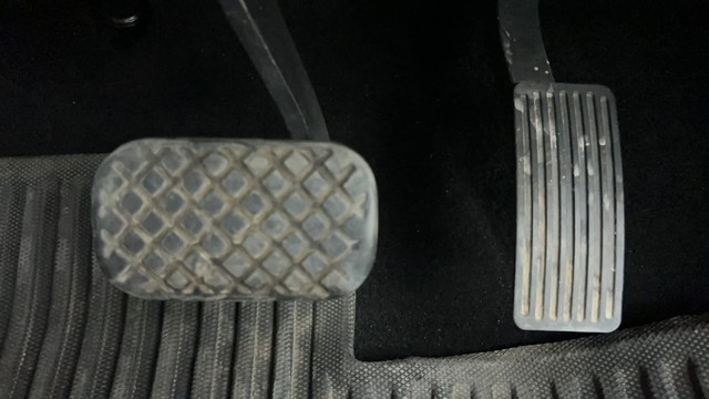 Second-hand 2021 MG Hector Plus Sharp CVT for sale in Ahmedabad-14