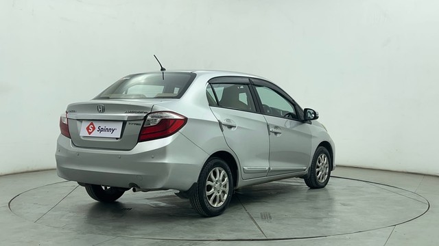 Second-hand 2017 Honda Amaze VX CVT i-VTEC for sale in Chennai-3